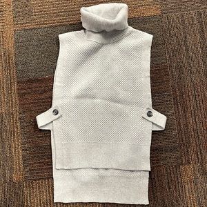 Banana Republic sweater M